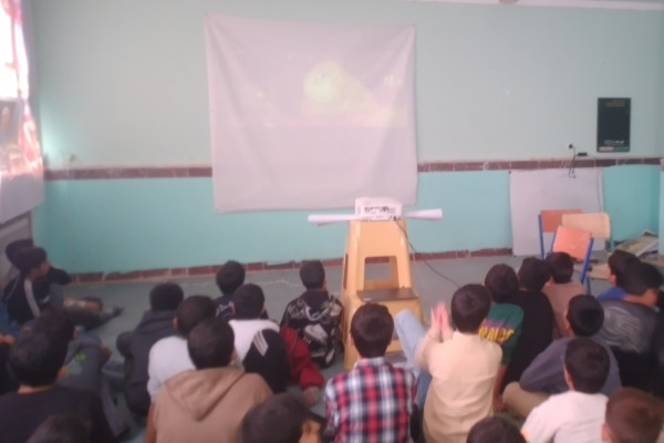 اکران فیلم سینمایی یوز در شهرستان دره‌شهر