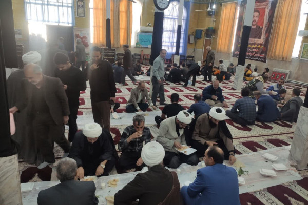 تهیه و پخت اطعام فاطمی در شهرستان بدره