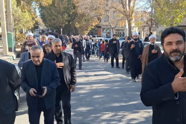 حضور پرشور مردم مؤمن، روحانیت معزز، امام جمعه، فرماندار، هیئت امنای مسجد جامع، فرهنگیان، دانش‌آموزان و نیروهای انتظامی و راهور شهرستان کنگاور