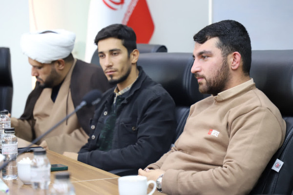 نشست هم‌اندیشی اعتکاف در شهرستان سنندج