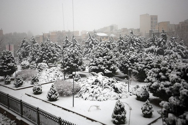 بارش برف در دیار الوند استوار