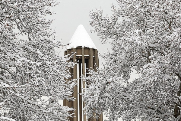 بارش برف در دیار الوند استوار