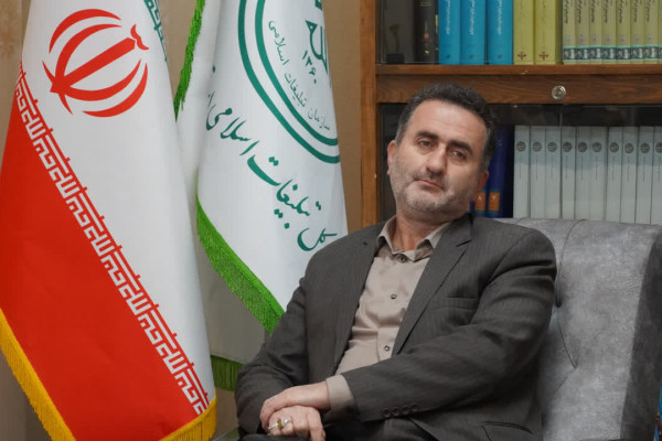 نشست تبیینی، محتوایی حوزه معارف اسلام ناب، با حضور مسئولین و متولیان مراکز استان همدان