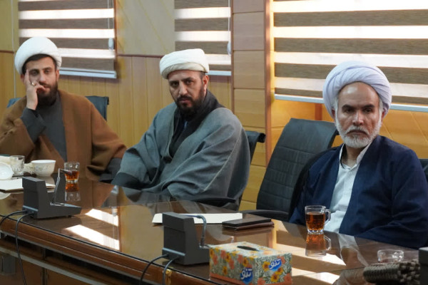 نشست تبیینی، محتوایی حوزه معارف اسلام ناب، با حضور مسئولین و متولیان مراکز استان همدان