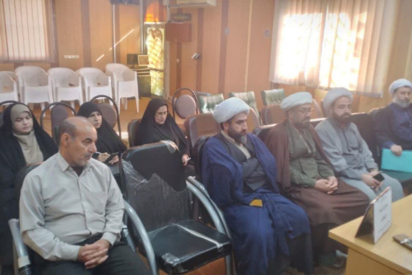 برگزاری جلسه توجیهی سفیران زندگی با آیه ها ویژه اعتکاف در اداره تبلیغات اسلامی شهرستان دره شهر