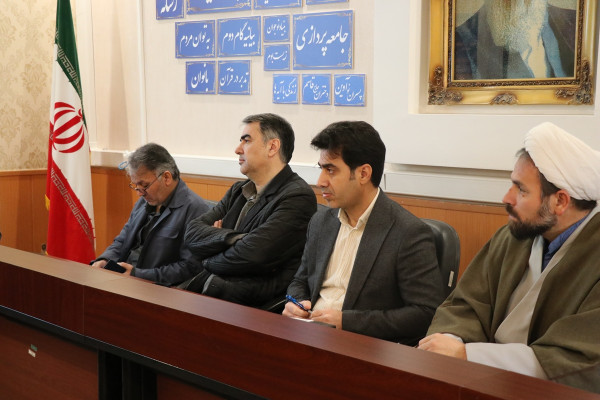 نشست تخصصی زندگی با آیه ها با حضور مدیرکل صداوسیما