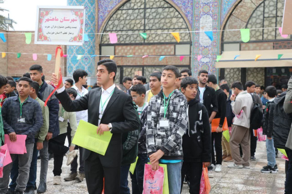 بیست و یکمین جشنواره قرآن ، عترت و نماز قطب 2 استان خوزستان در بندر امام برگزار شد