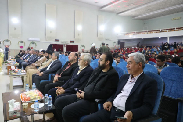 بیست و یکمین جشنواره قرآن ، عترت و نماز قطب 2 استان خوزستان در بندر امام برگزار شد