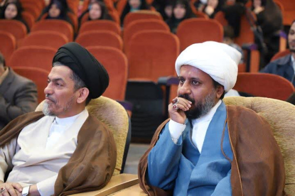 تبیین طرح «زندگی با آیه‌ها» در همایش مبلغان رمضان