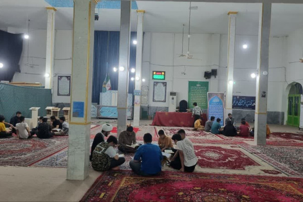 برگزاری نهضت زندگی با آیه ها در نقاط مختلف شهرستان مهران