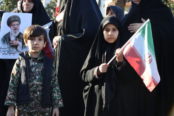 دسته حماسی نوجوانان و جوانان در عزای رهبر شهید حضرت امام سیدعلی خامنه ای