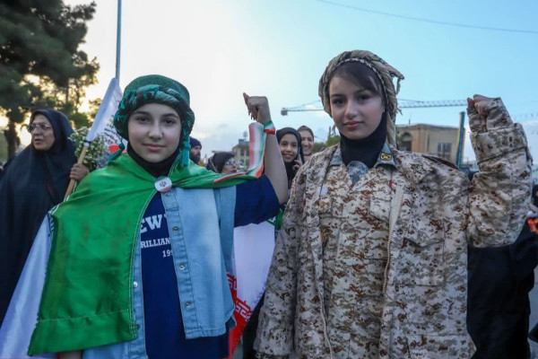 دختران جان‌فدای ایران