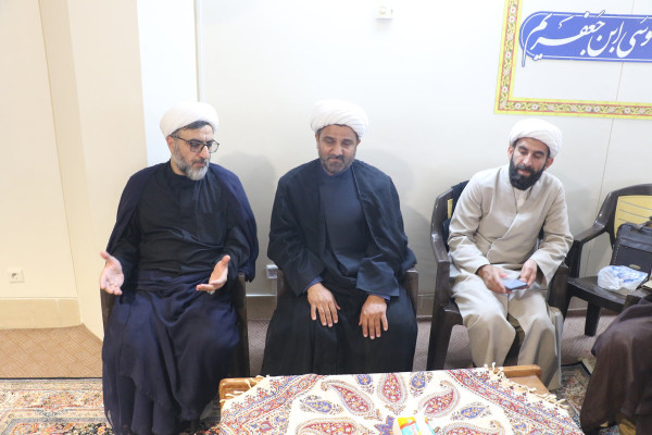 سخنرانی حجت الاسلام و المسلمین عزت زمانی معاون محترم فرهنگی و حجه الاسلام و المسلمین روحانی