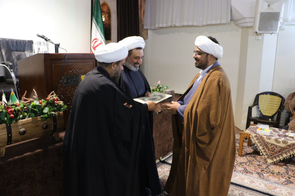 سخنرانی حجت الاسلام و المسلمین عزت زمانی معاون محترم فرهنگی و حجه الاسلام و المسلمین روحانی