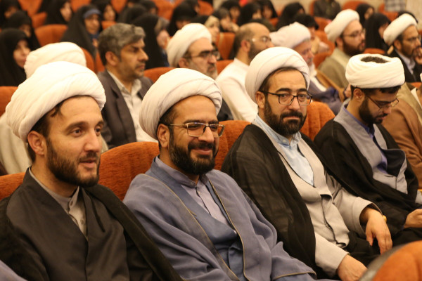 نشست آموزشی اساتید حوزه معارف اسلام ناب استان اصفهان