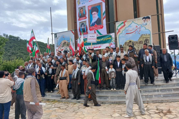 حماسه سوم خرداد در یادمان شهدای دریاچه مریوان طنین‌انداز شد