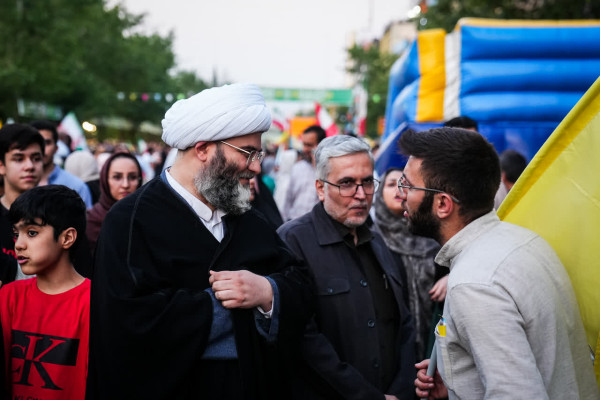حضور حجت الاسلام محمد قمی در مهمانی کیلومتری غدیر تهران