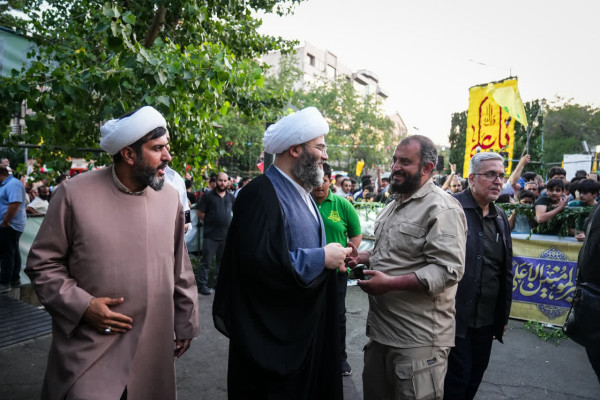 حضور حجت الاسلام محمد قمی در مهمانی کیلومتری غدیر تهران