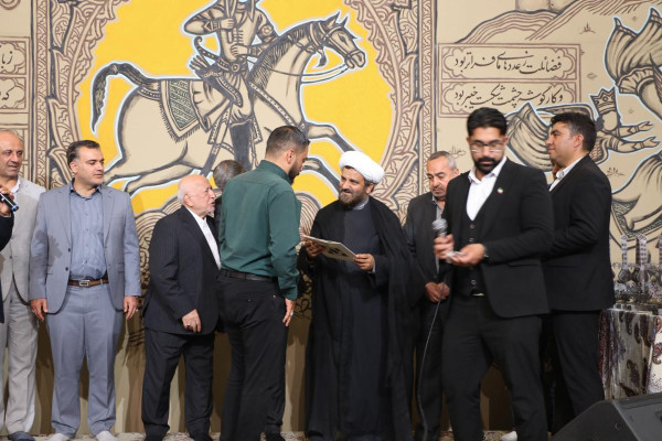 مراسم تجلیل از هیئات مذهبی شرکت کننده در مراسم چهلم رهبر شهید انقلاب