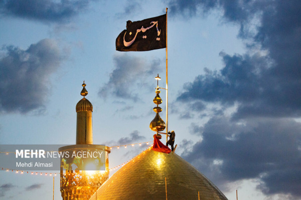 آیین تعویض پرچم گنبد حسینیه اعظم زنجان