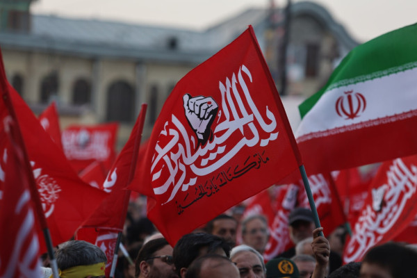 مراسم راهپیمایی جاماندگان اربعین حسینی و تشییع شهید والامقام امیر عباس درهم فروش  در همدان