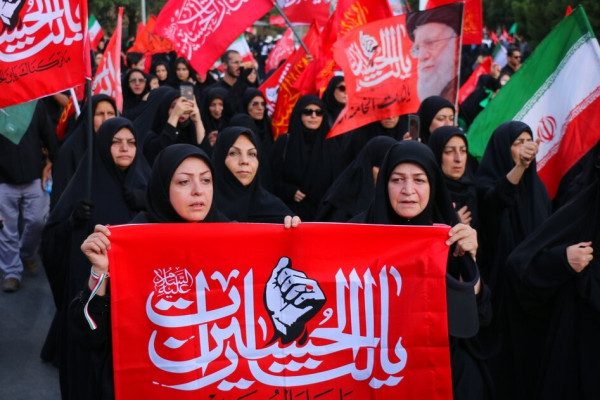 مراسم راهپیمایی جاماندگان اربعین حسینی و تشییع شهید والامقام امیر عباس درهم فروش  در همدان