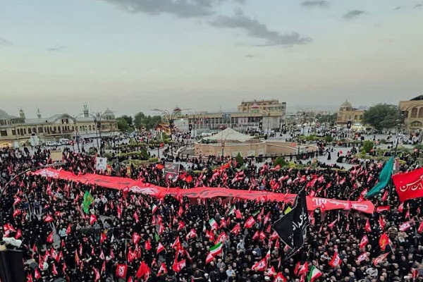 مراسم راهپیمایی جاماندگان اربعین حسینی و تشییع شهید والامقام امیر عباس درهم فروش  در همدان
