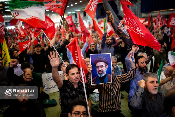 مراسم بزرگداشت چهلم رهبر شهید امت در مصلای امام خمینی (ره) برگزار شد