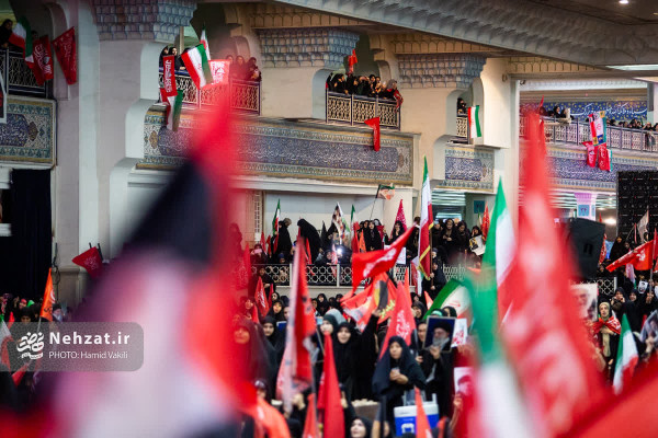 مراسم بزرگداشت چهلم رهبر شهید امت در مصلای امام خمینی (ره) برگزار شد