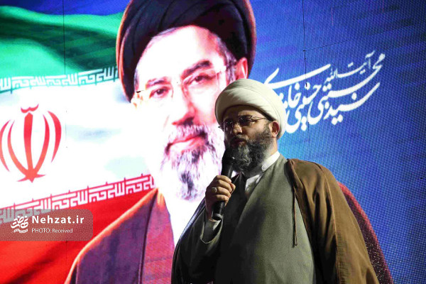 حضور حجت‌الاسلام محمد قمی در تجمع شبانه مردمی در بیرجند