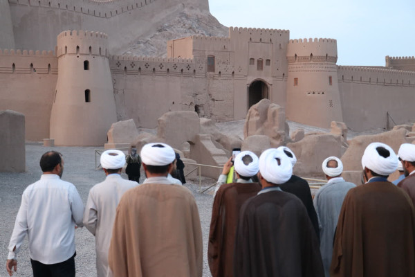 دارالصابرین میزبان افسران تبیین شهرستان های سراسر استان کرمان
