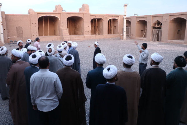دارالصابرین میزبان افسران تبیین شهرستان های سراسر استان کرمان