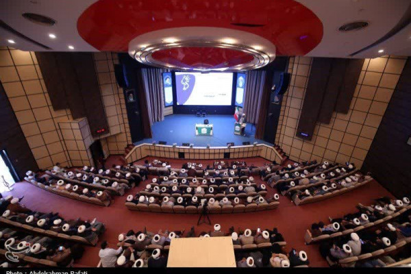 میدان تبیین2
