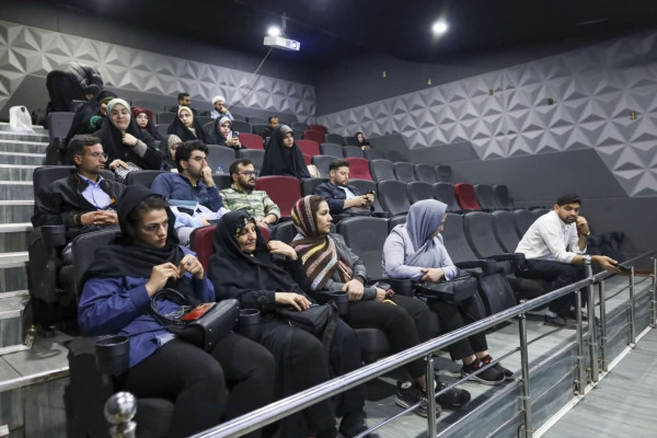 نشست نقد و بررسی «از واقعه‌ای تو را خبر خواهم کرد»