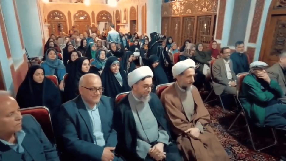 اولین فراخوان شعر زندگی با آیه‌ها در قزوین