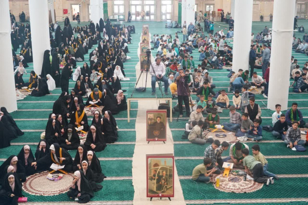 آدینه قرآنی و اجتماع بزرگ حافظان سوره مبارکه جمعه  برگزار شد