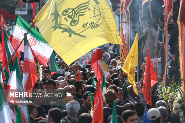 تشییع پیکر ۶۰ شهید اقتدار در تهران