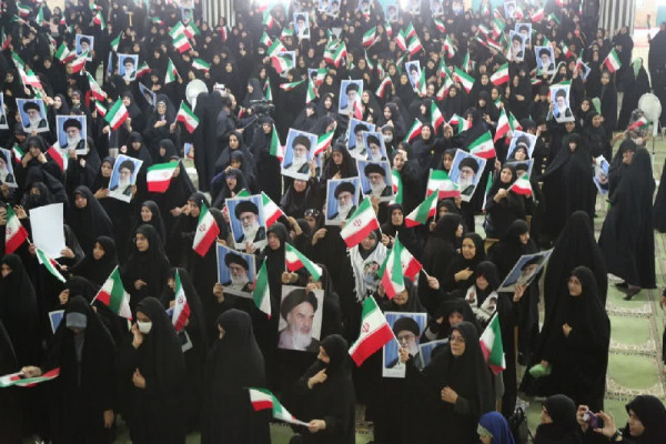 اجتماع «زینبیون» بانوان شهرکردی
