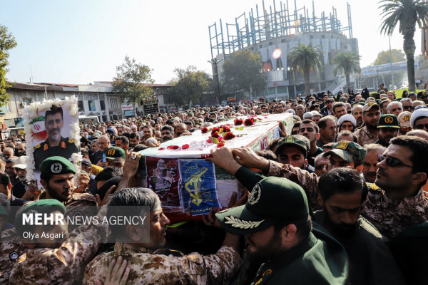 تشییع پیکر مطهر سردار شهید حاج حمید مازندرانی در گلستان