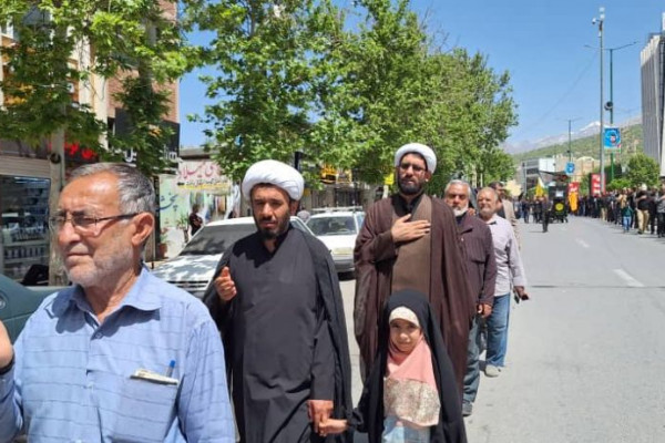 مراسم دسته روی شهادت امام صادق ع در یاسوج برگزار شد