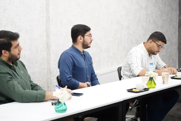 نشست مسئولین بخشهای مختلف مرکز رسانه تبلیغات اسلامی خوستان با مدیرکل تبلیغات استان