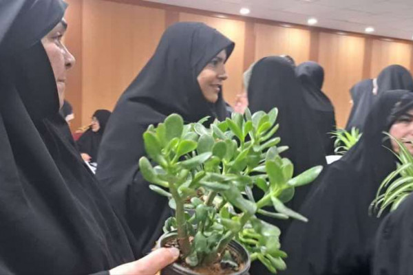 تجلیل از ۲۰۰ معلم و استاد قرآنی در نشست صمیمی بیرجند