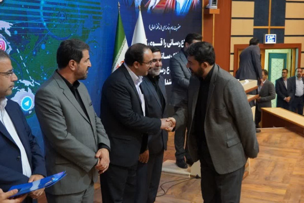 ششمین سال درخشش روابط عمومی و مرکز رسانه سپهر اداره کل تبلیغات همدان بعنوان رتبه برتر استان