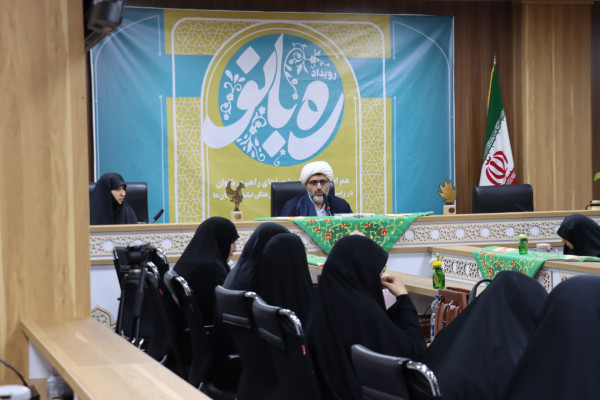 وظیفه‌ی ما فقط و فقط جهاد تبیین است