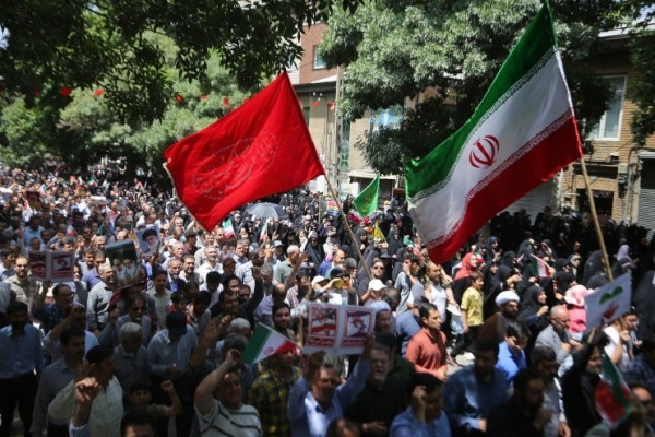 حماسهٔ همدانی‌ها برای دفاع از میهن جمعه نصر