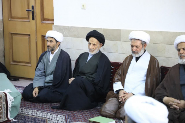 نشست تبیینی جمعی از مبلغین محرم