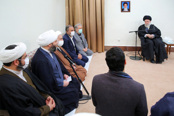 ۸ سال تبلیغ اسلام ناب