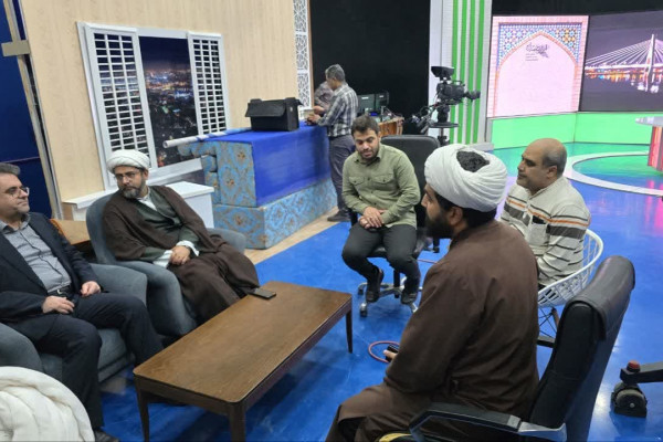 بازدید مدیرکل تبلیغات اسلامی خوزستان از ویژه برنامه از «نخل تا زیتون»