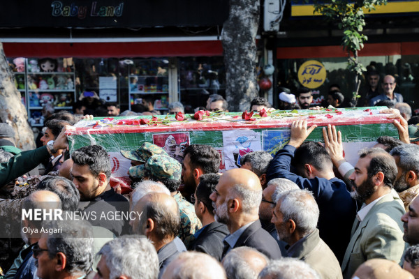 تشییع پیکر مطهر سردار شهید حاج حمید مازندرانی در گلستان