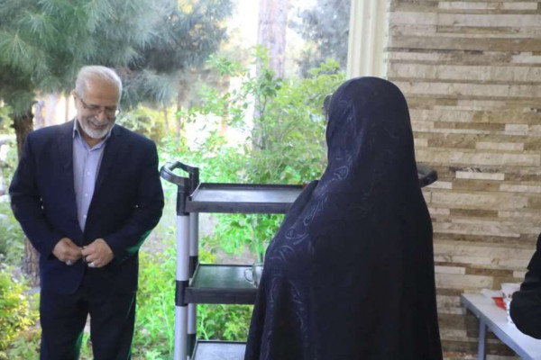 تجلیل از ۲۰۰ معلم و استاد قرآنی در نشست صمیمی بیرجند